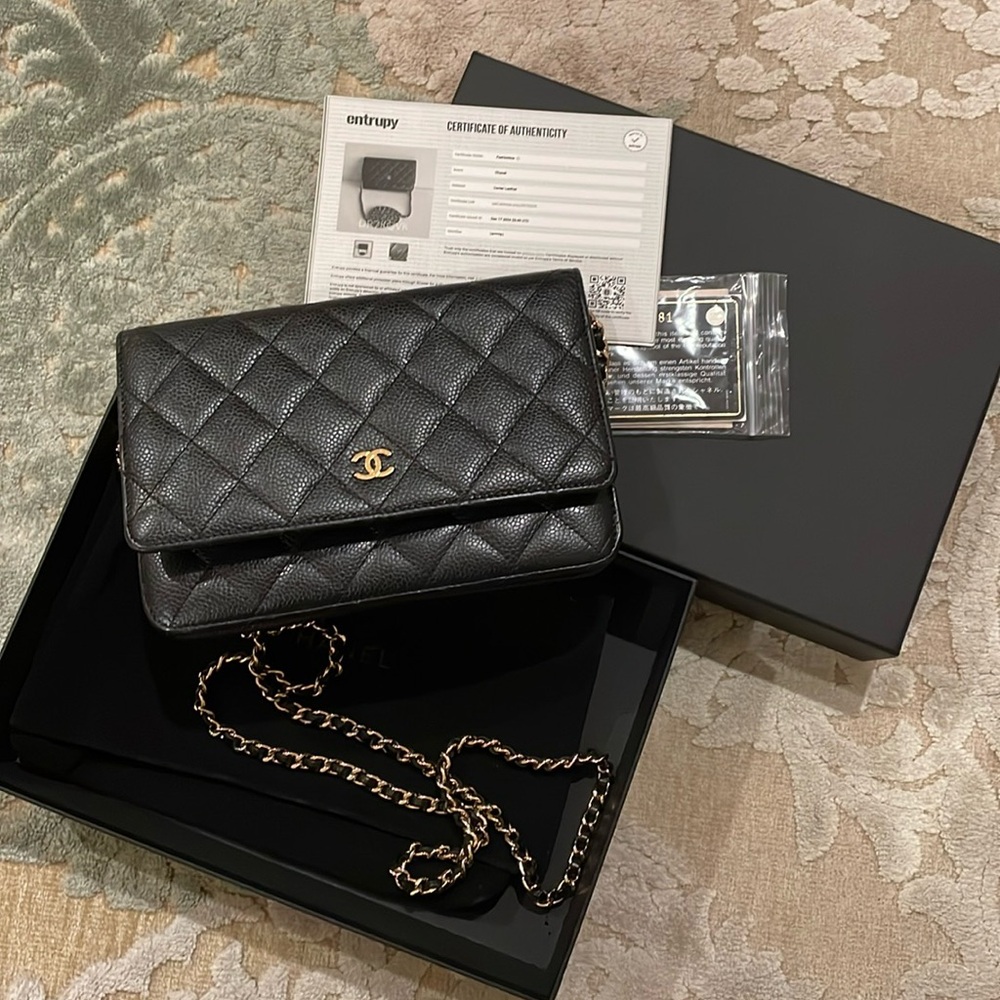 Chanel Caviar Leather Wallet on chain black